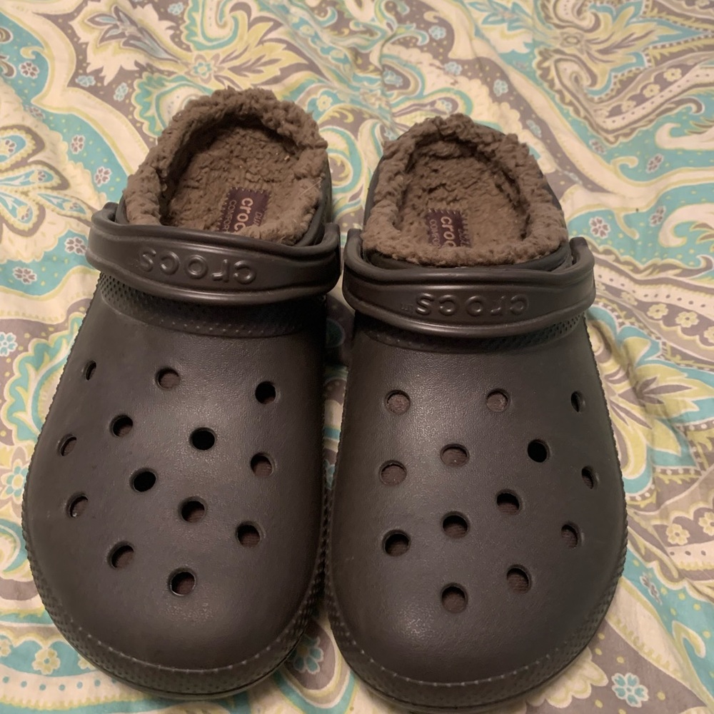 Women’s brown crocs. Size 11
